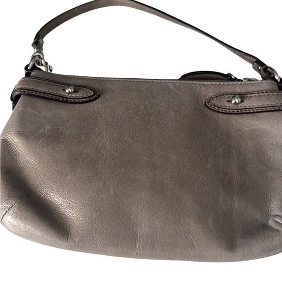 Coach Gray Signature C Logo Leather Wristlet Handbag - Picture 2 of 14